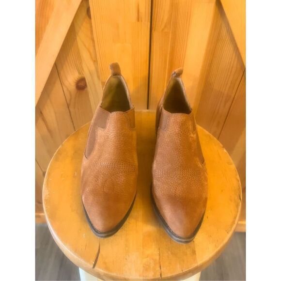 Lucky Brand Suede Leather Booties Boots Womens Size 6.5M Brown Tan Euc - Picture 2 of 6